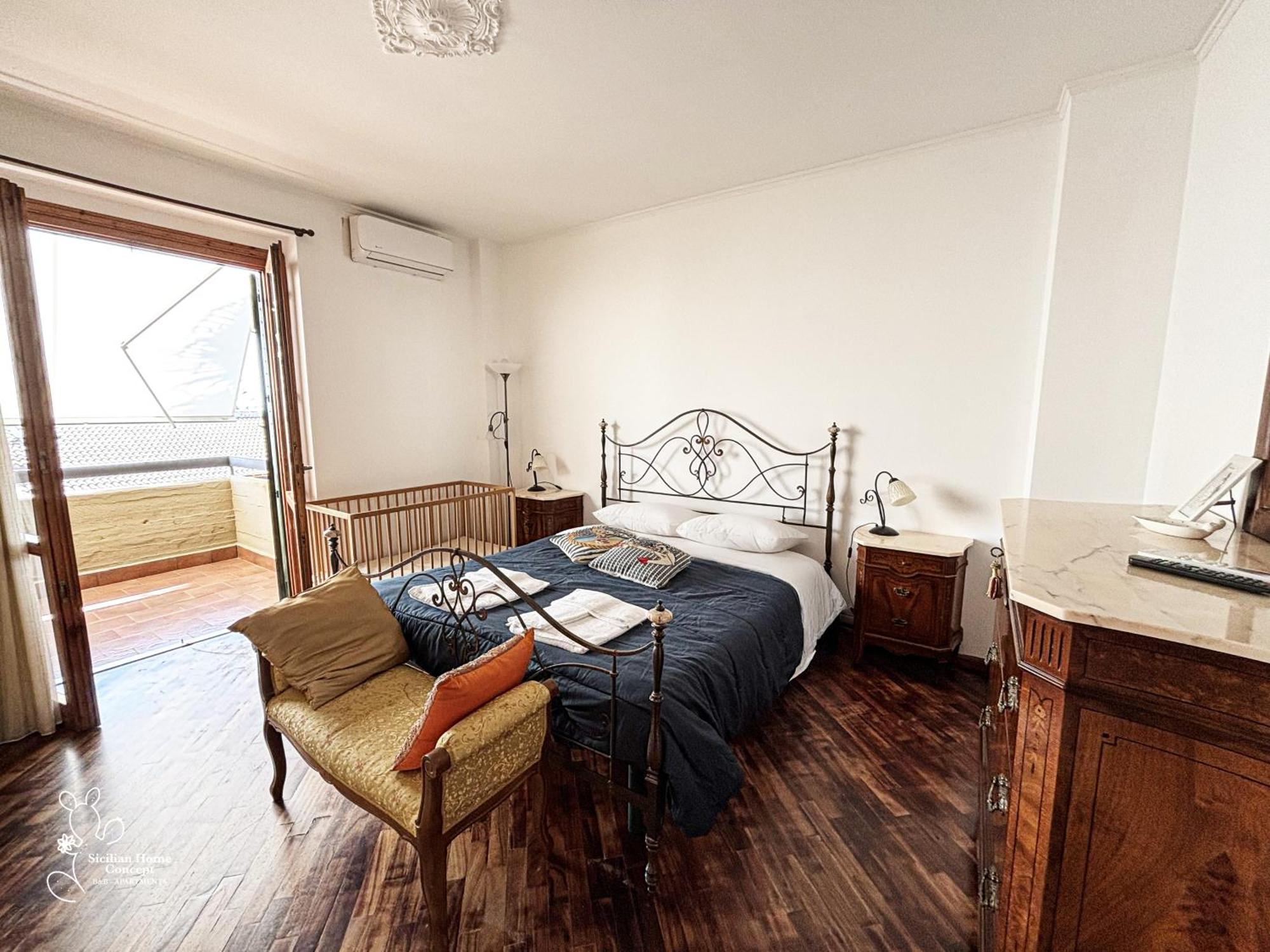 Sicilian Bed & Breakfast Aci Castello